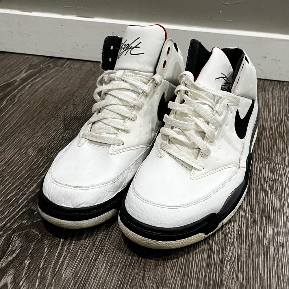 Nike Air flight ‘11